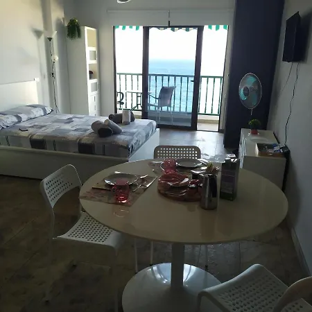 Lejlighed Lovely Studio With Amazing View